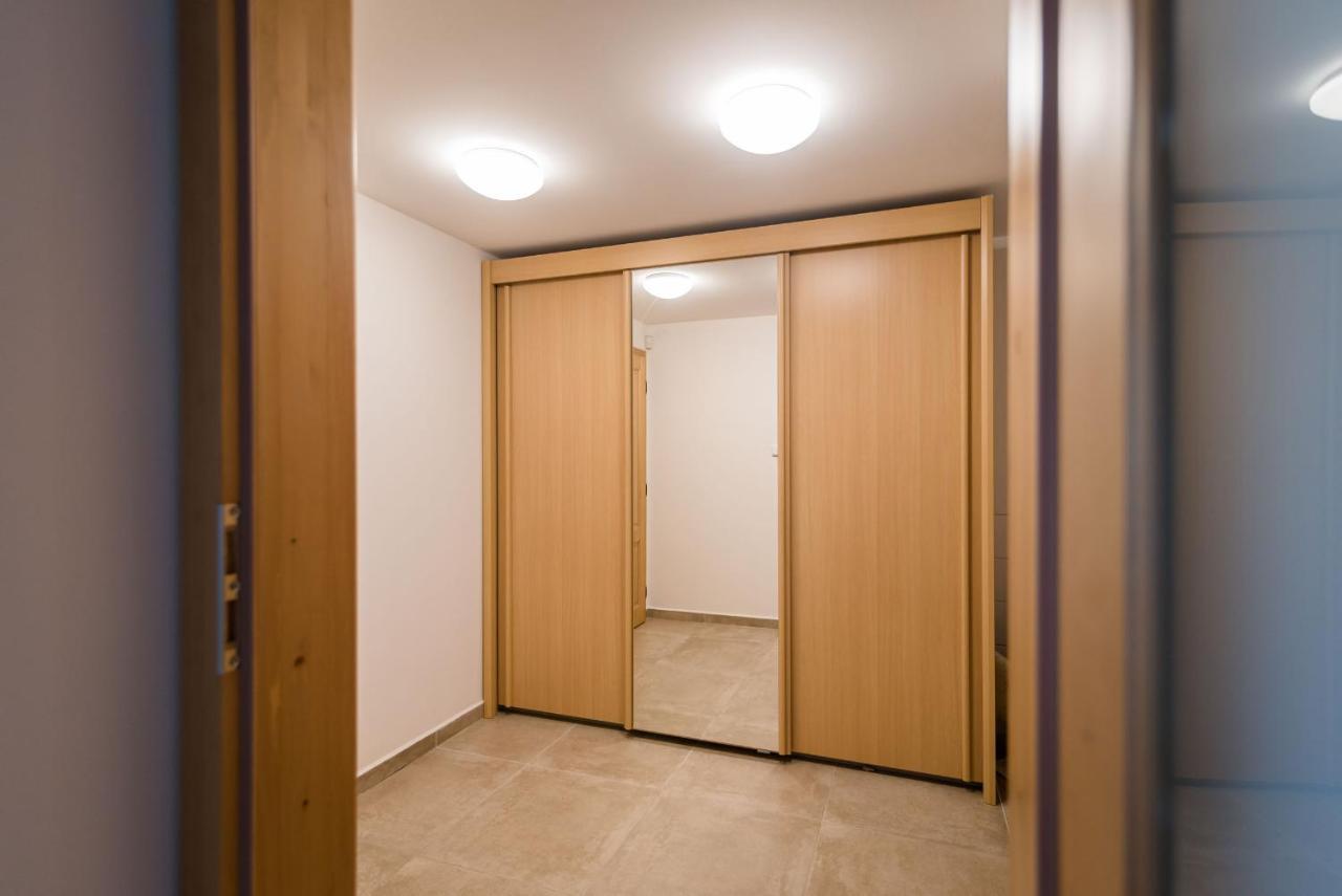 Ayni Apartman 塞米利 外观 照片