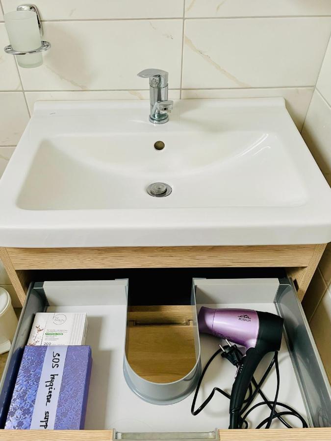 Ayni Apartman 塞米利 外观 照片